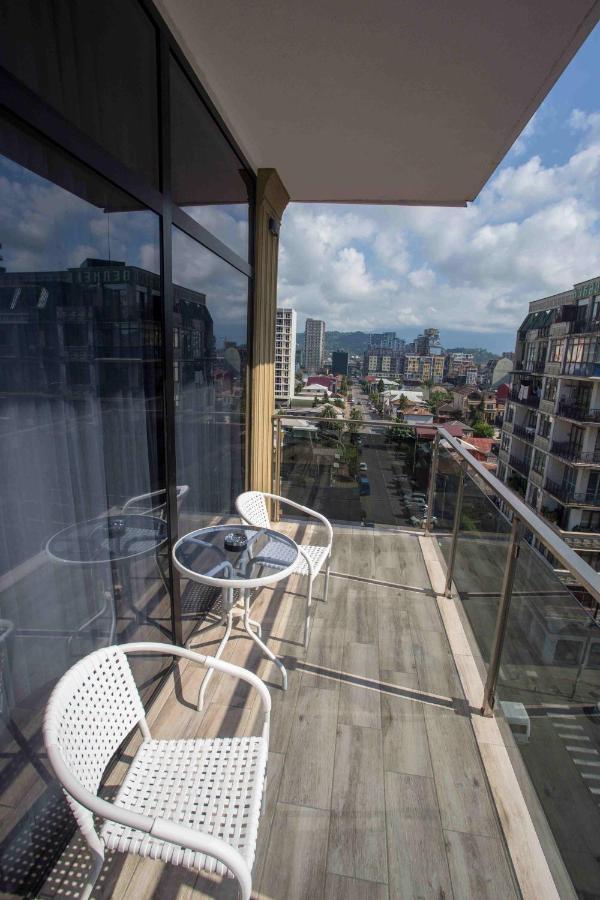 Hotel Lord Batumi Exteriér fotografie